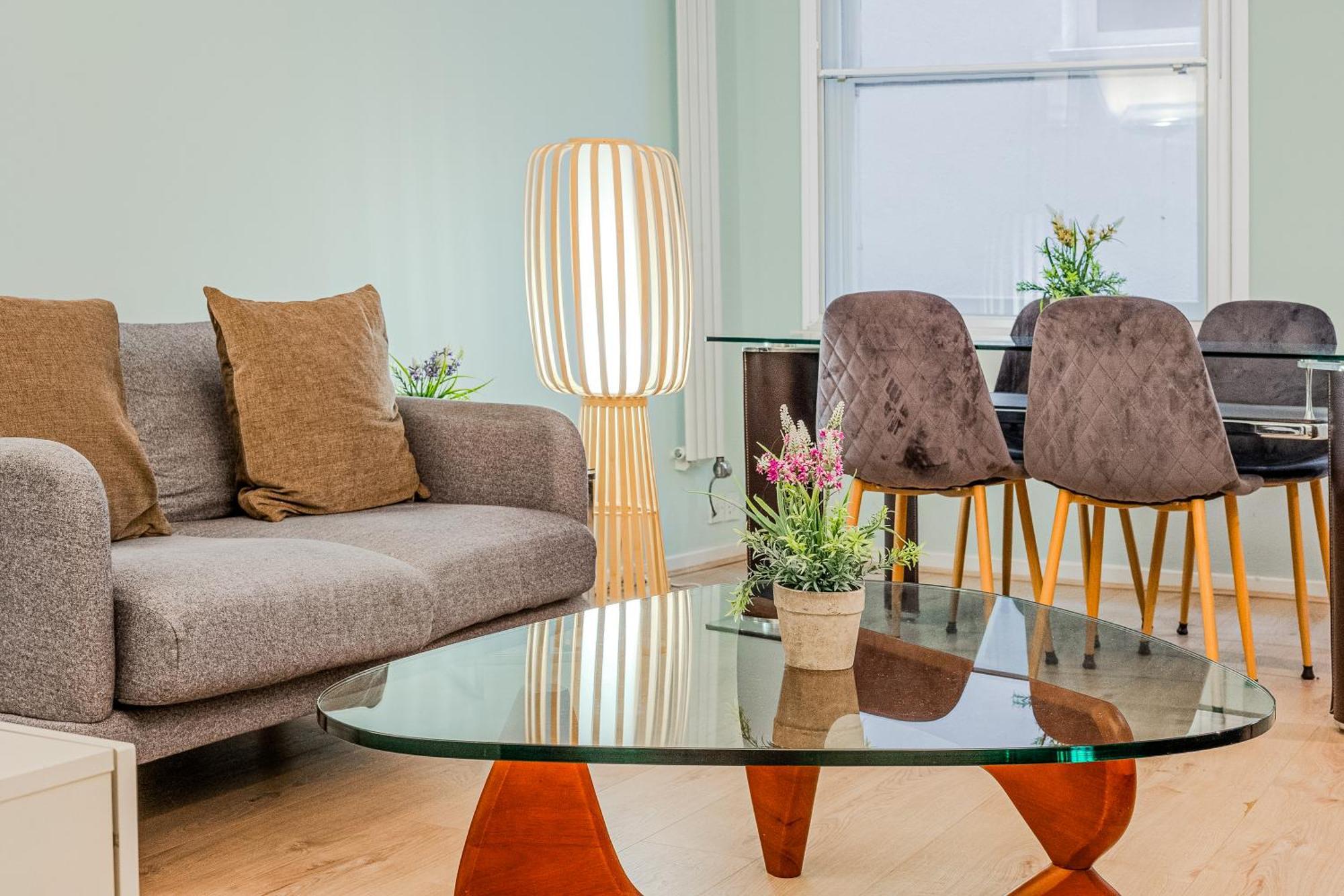 Stunning Central 2Br Flat Btw Soho & Covent Garden Лондон Экстерьер фото